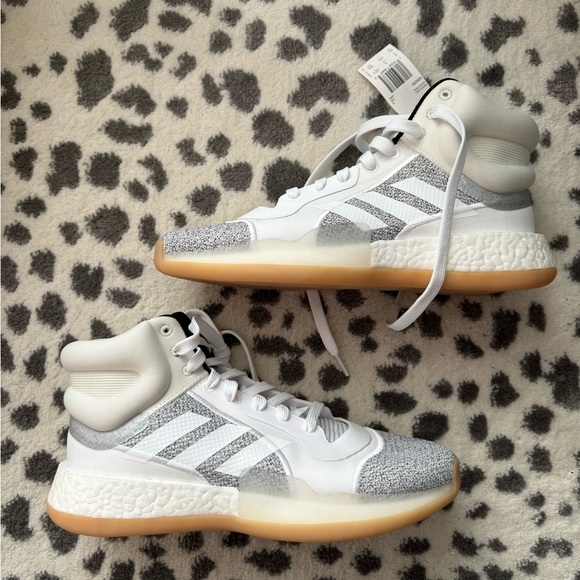 Men’s Adidas Marquee Boost Basketball Sneakers - Size 9.5 NWT - Picture 12 of 13